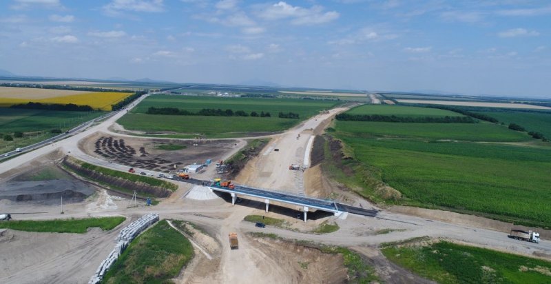 КБР. В Кабардино-Балкарии строят автодорогу в обход озера Тамбукан