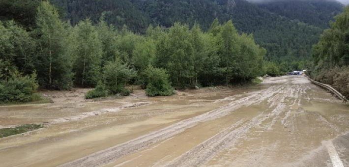 КБР. В Верхнем Баксане временно закрыт участок федеральной дороги