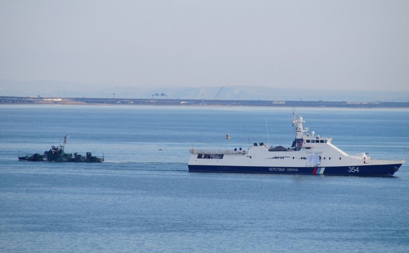 КРЫМ. ВМС Украины заявили о намерении войти в Керченский пролив