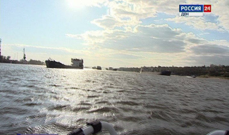 РОСТОВ. В районе Семикаракорска ночью на мель село судно из Сызрани