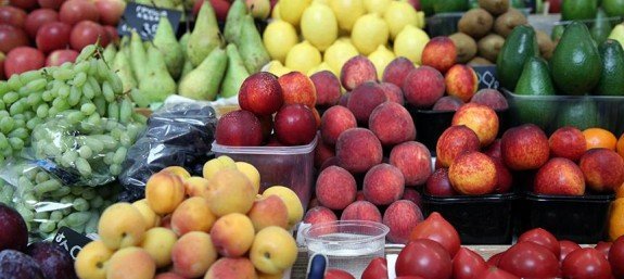 В России ужесточат правила провоза фруктов и овощей через границу