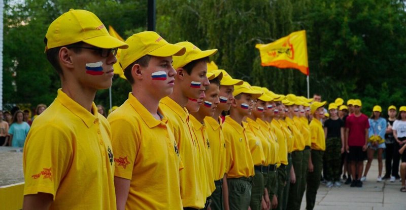 АСТРАХАНЬ. В Астраханской области с 25 июня по 20 августа прошёл военно-исторический лагерь «Страна героев»