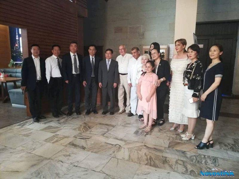 АЗЕЙРБАДЖАН: Число отравившихся на свадьбе в Азербайджане достигло 89 человек