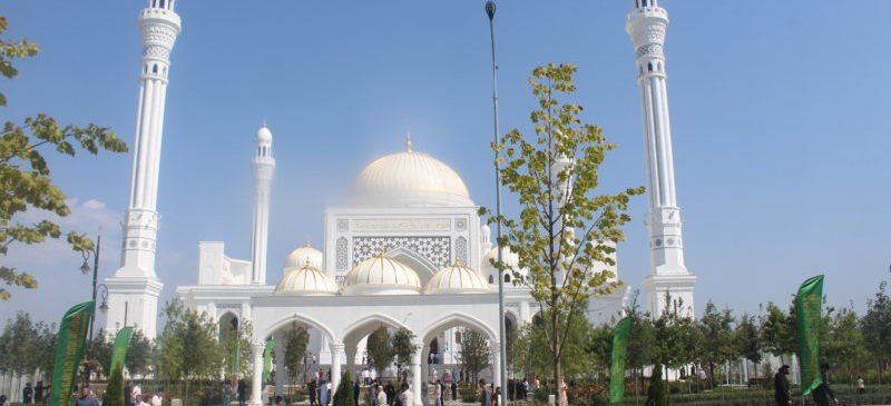 ЧЕЧНЯ. Новая мечеть — символ преобразований, заложенных Ахмат-Хаджи Кадыровым
