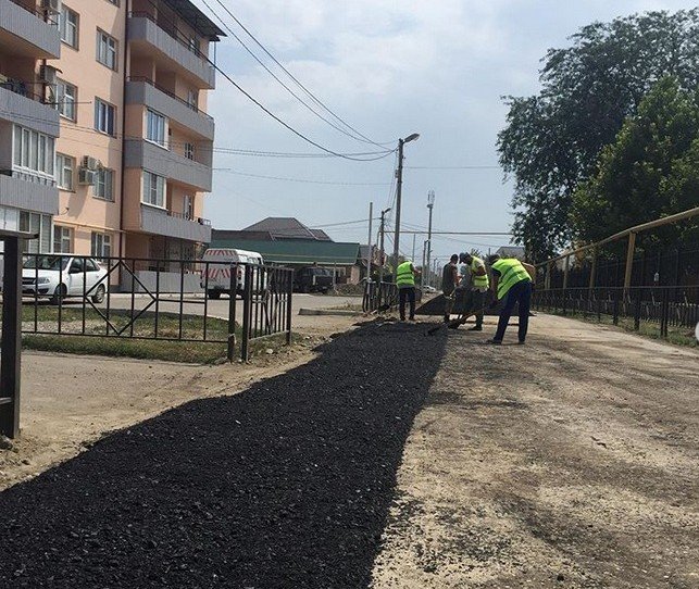 ЧЕЧНЯ. Укладка асфальтобетонного слоя