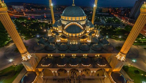 ЧЕЧНЯ. В "Сердце Чечни" будут проходит уроки "исламского права"