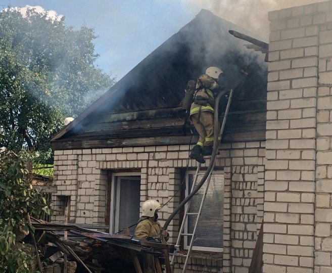КАЛМЫКИЯ. В Элисте ликвидирован пожар в частном доме