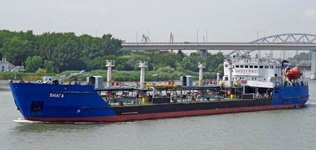 КРЫМ. Украинские силовики провели обыски на судне, доставлявшем топливо в Крым