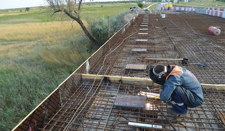 РОСТОВ. На трассе Азов - Ейск идет капитальный ремонт моста