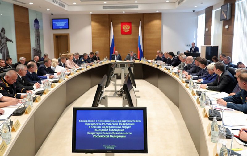 АДЫГЕЯ. Глава Адыгеи принял участие в совещании Секретаря Совбеза России