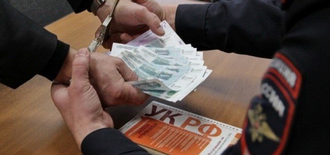 АСТРАХАНЬ. Гражданин Узбекистана не удачно дал взятку полицейскому в Астрахани