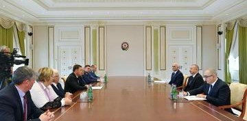 АЗЕРБАЙДЖАН. Ильхам Алиев встретился с губернатором Свердловской области