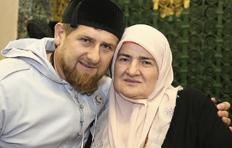 ЧЕЧНЯ. Р. Кадыров: День чеченской женщины - один из самых любимых, радостных и прекрасных праздников
