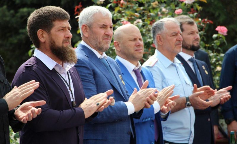 ЧЕЧНЯ. Рамзан Кадыров принял участие в торжественной линейке родной школы в Ахмат-Юрте