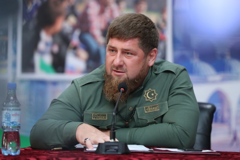 ЧЕЧНЯ. Р.Кадыров: Пожар в ТЦ «Гранд-Парк» локализован и потушен