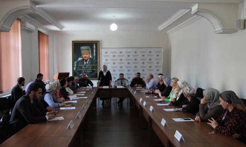ЧЕЧНЯ. В ОП ЧР обсудили вопросы безопасности образовательных учреждений Чечни