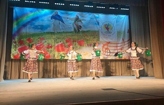 КАЛМЫКИЯ. Межрегиональный фестиваль хореографических коллективов «Жизнь в вихре танца!» в рамках социально-культурной акции «Мы – одна семья!»