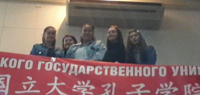 КАЛМЫКИЯ. Студенты СКД на музыкальном спектакле Пекинской оперы