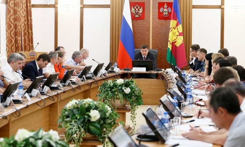 КРАСНОДАР. В Краснодарском крае создадут штаб для мониторинга возгораний в лиманно-плавневых зонах края