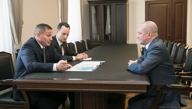 ВОЛГОГРАД. Бочаров и Камкин обсудили развитие системы здравоохранения в регионе