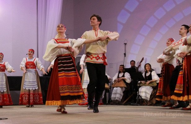 ЧЕЧНЯ.  Артисты из Карелии покажут в Грозном вепсский танец 