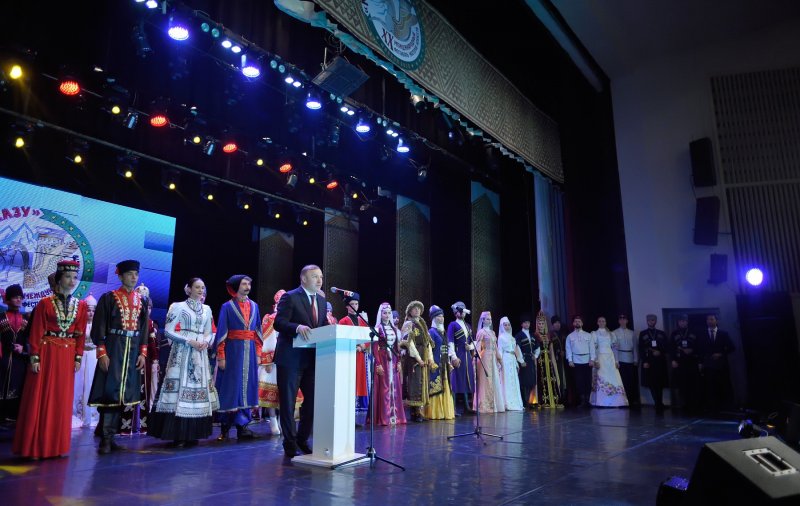 АДЫГЕЯ. Глава Адыгеи приветствовал участников ХХ международного фестиваля мастеров искусств «Мир Кавказу»