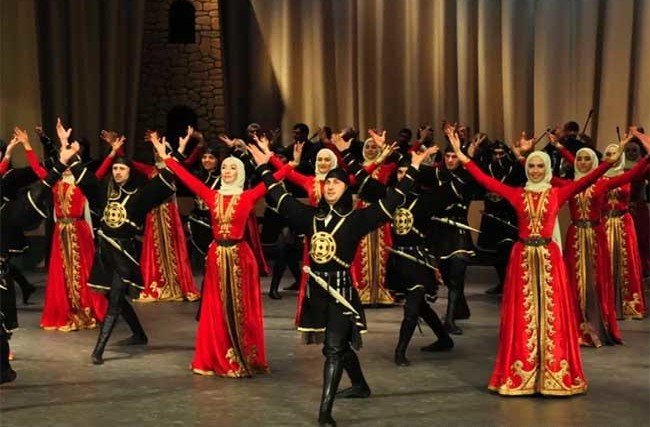 ЧЕЧНЯ. Чеченский государственный ансамбль танца "Вайнах" выступит в Чите 2 ноября