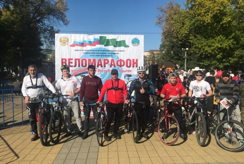 ЧЕЧНЯ. Члены велоклуба «Ахмат» приняли участие в веломарафоне, посвящённом Дню Республики Адыгея