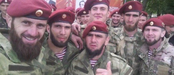 ЧЕЧНЯ. Новые обладатели краповых беретов из Чечни получили от фонда Кадырова по 1 млн рублей