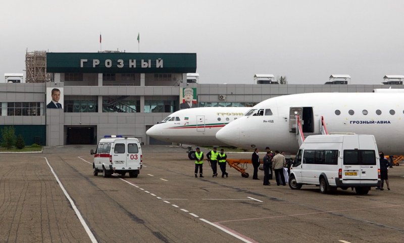 ЧЕЧНЯ. Врачи спасли жизнь пассажиро авиарейса "Грозный-Москва"