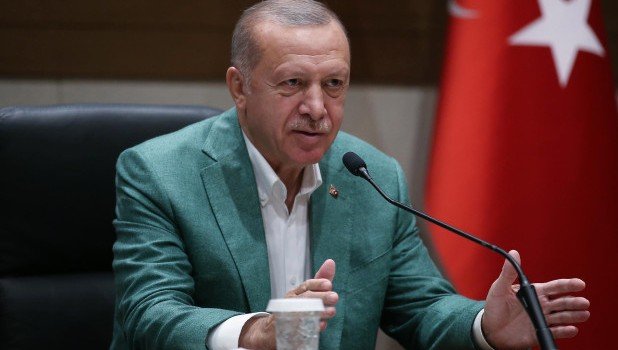 Эрдоган заявил, что Анкара может внезапно начать операцию в Сирии