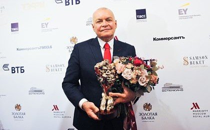 Киселев призвал не считать российское вино алкоголем