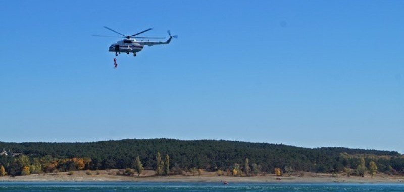 КРЫМ. На симферопольском водохранилище прошли учения