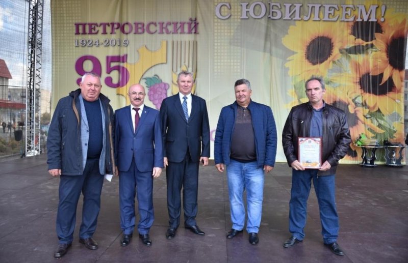 СТАВРОПОЛЬЕ. Поздравление главы округа А.А.Захарченко с Днем работника сельского хозяйства и перерабатывающей промышленности