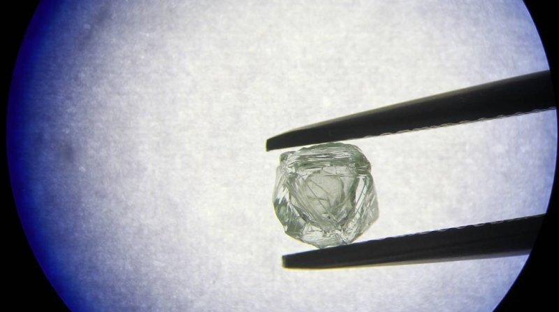 В России добыли уникальный алмаз