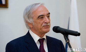 АЗЕРБАЙДЖАН. Полад Бюльбюль оглы рассказал в Москве об Имадеддине Насими