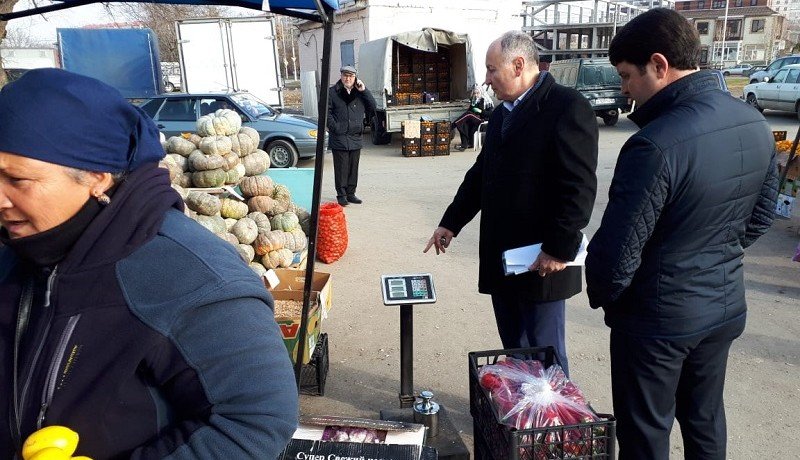 ЧЕЧНЯ. В Грозном выявлены нарушения при использовании весового оборудования на рынке