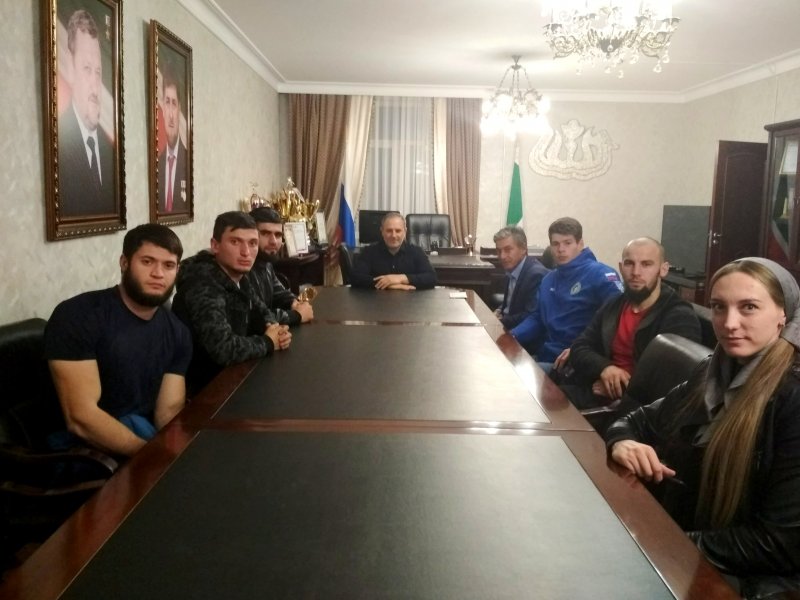 ЧЕЧНЯ. В Минспорте Чеченской Республике состоялось встреча с командой по легкой атлетике Чеченской Республики