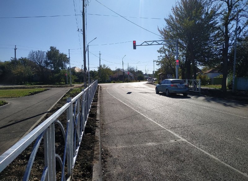 СТАВРОПОЛЬЕ. Безопасность дорожного движения в рамках БКАД: на Ставрополье установлено более 50 новых светофоров и более 1000 новых дорожных знаков