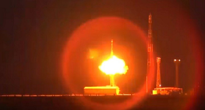 В Астраханской области прошел испытательный пуск ракеты «Тополь»