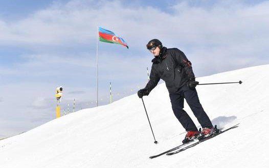 АЗЕРБАЙДЖАН. Ильхам Алиев и Мехрибан Алиева ознакомились с работами в "Шахдаге"