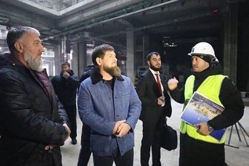 ЧЕЧНЯ. Р. Кадыров ознакомился с ходом строительства ТРЦ «Грозный Молл»
