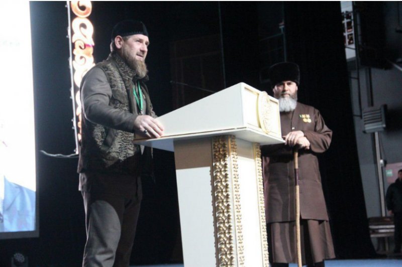 ЧЕЧНЯ. Р. Кадыров посетил отчетно-выборочный съезд ДУМ ЧР