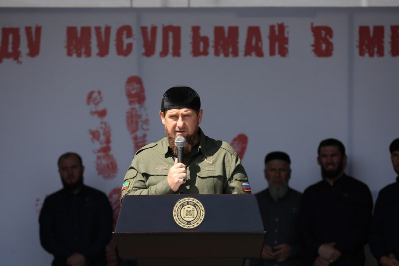 ЧЕЧНЯ. Рамзан Кадыров награжден орденом «За служение религии Ислам» I степени