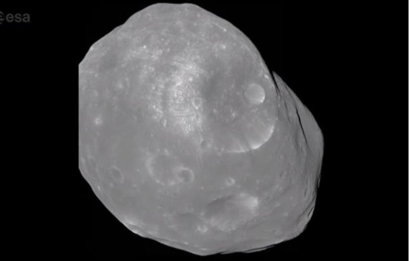 ESA получило новые изображения Фобоса