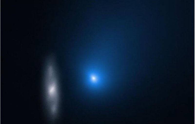Хаббл получил новые снимки межзвездной кометы