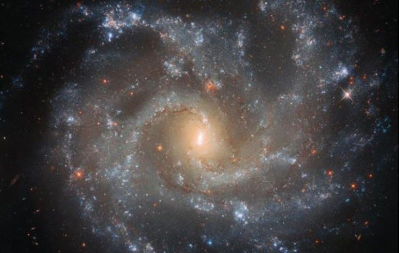 Хаббл получил впечатляющий снимок колыбели сверхновых