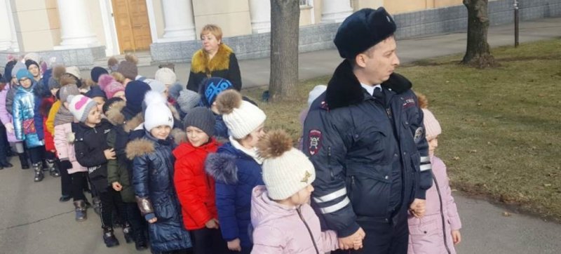 КБР. Городские экскурсионные туры дорожной безопасности проходят для школьников Нальчика