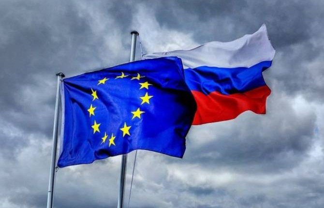 Лидеры ЕС приняли политическое решение о продлении на полгода санкций против России