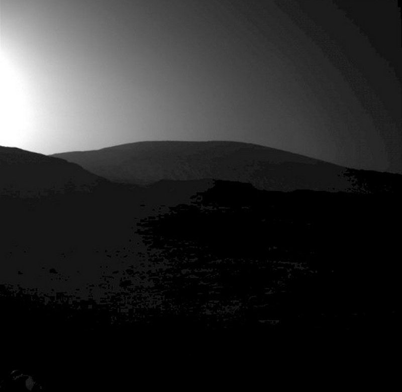 NASA показали рассвет на Марсе